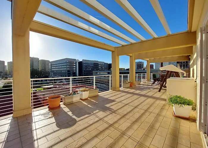 Chic Penthouse On Two Floors Appartement *